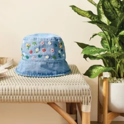 Bucket Hat Floral Embroidery Craft Kit - Mondo Llama™