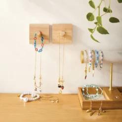 Beaded And Charm Jewelry Craft Kit - Mondo Llama™