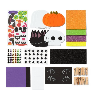 12ct Halloween Characters Foam Platter Craft Kit - Mondo Llama™ 2 12ct Halloween Characters Foam Platter Craft Kit - Mondo Llama™ - Image 2